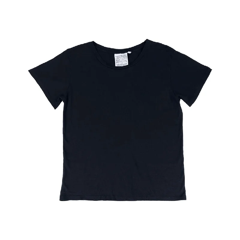 women's tops for those who want to create stylish and put-together outfits without spending a fortuneOjai Tee (Black)