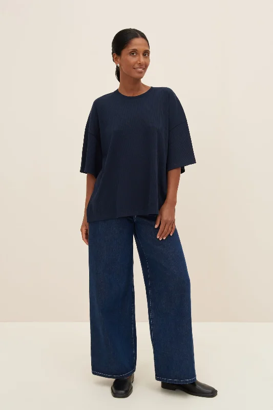 women's tops for those who love to experiment with fashionKowtow Parallel Tee - Navy