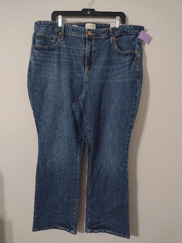 women's mid-rise denim jeansJeans Straight By Universal Thread  Size: 20