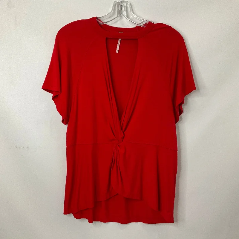 women's T-shirts for autumnRed Top Short Sleeve Free People, Size M