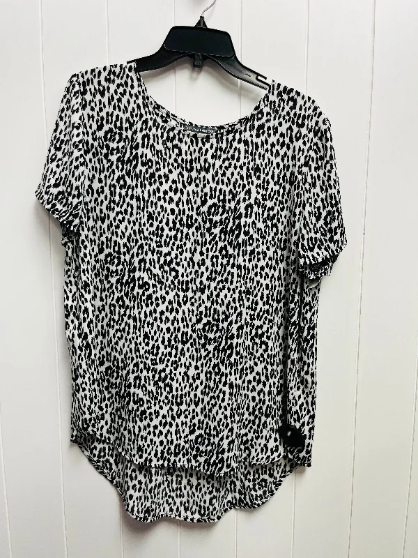 women's T-shirts with fitted designsBlack & White Top Short Sleeve Chelsea And Theodore, Size Xl