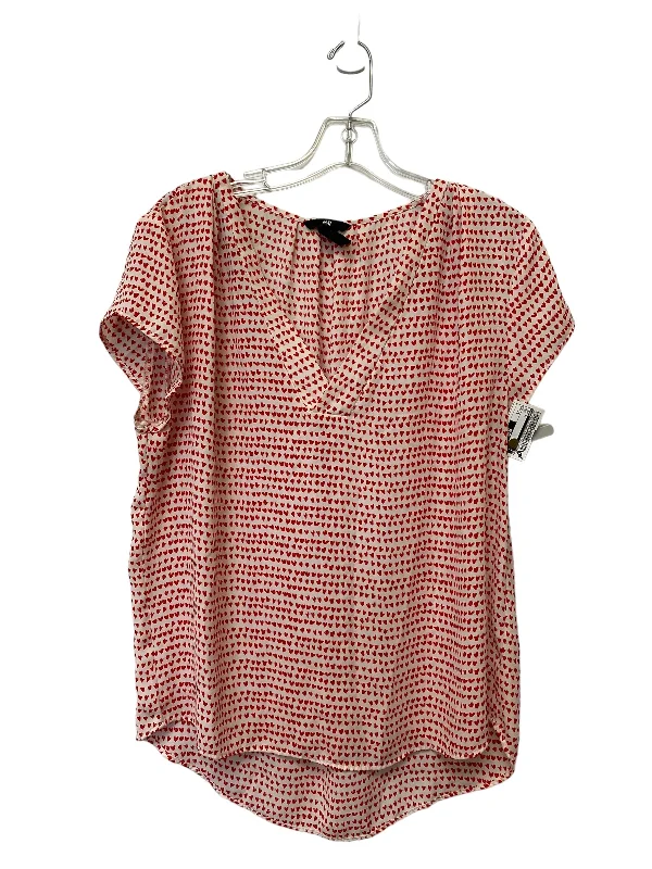 women's T-shirts with bold colorsRed Top Short Sleeve H&m, Size 12