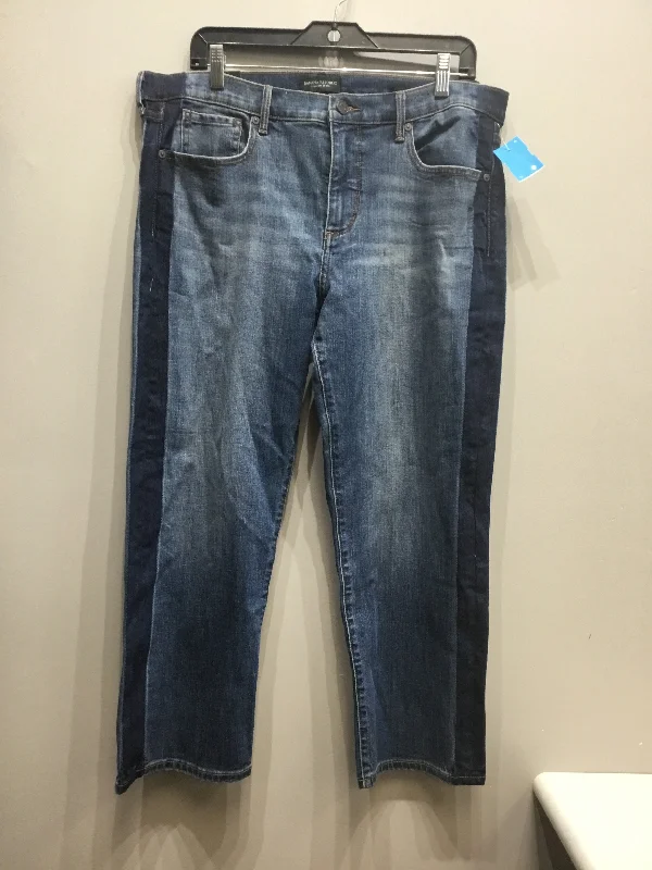 women's denim jeans for a chic appearanceJeans Boot Cut By Banana Republic  Size: 10