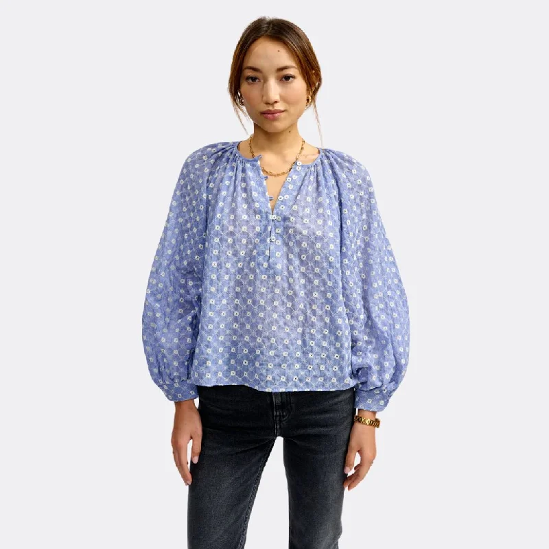 women's tops for those who want to wear pieces that are both comfortable and stylishHaiti Blouse (Blueworker)