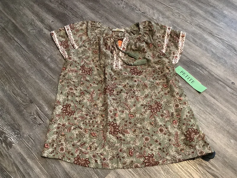 women's T-shirts with zippered closuresFloral Print Top Short Sleeve Clothes Mentor, Size Xl